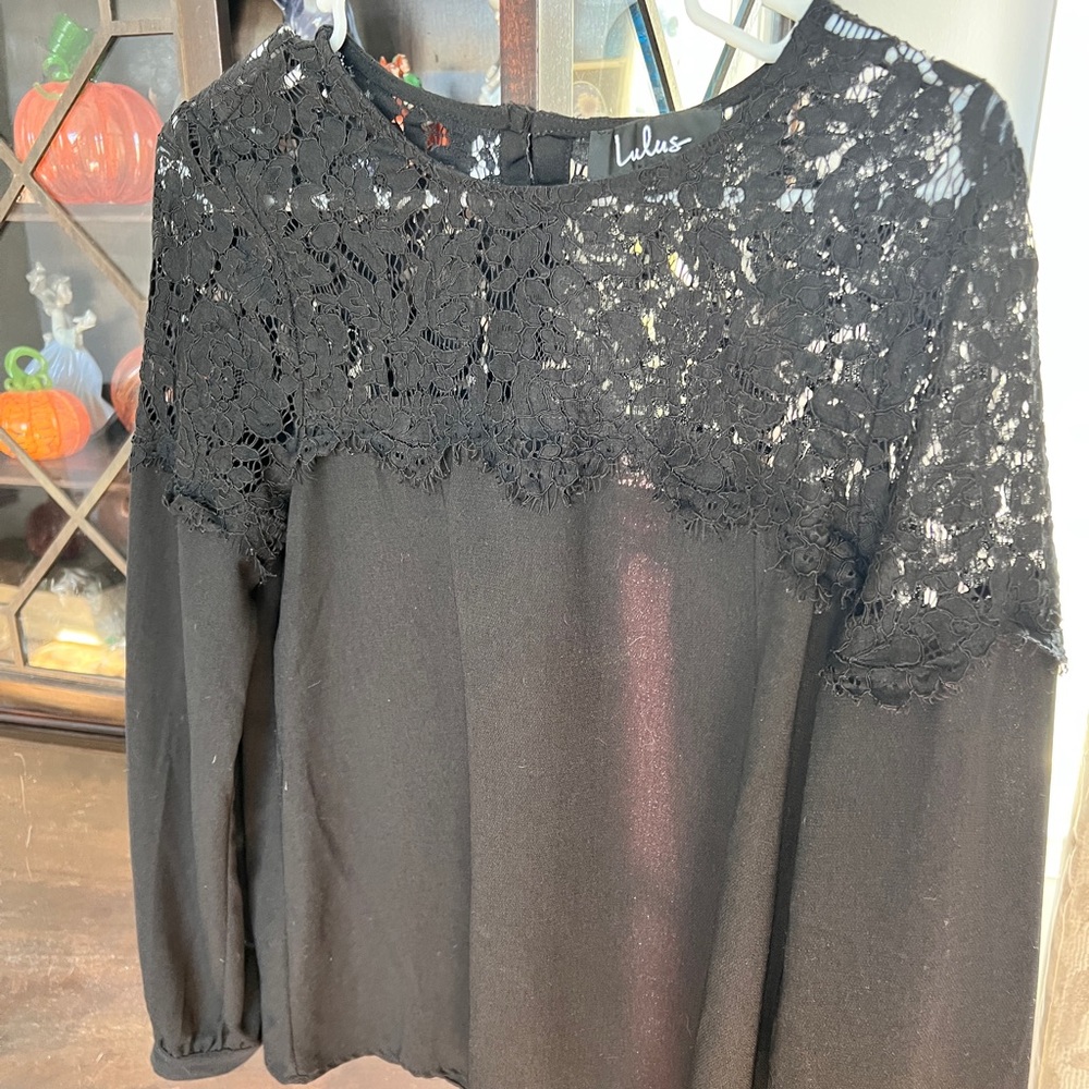 Lulu's Black Lace Long-Sleeve Blouse